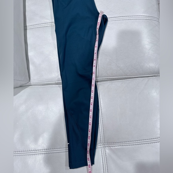 Nike Green Dri Fit Leggings In Sz. Small - Picture 7 of 10